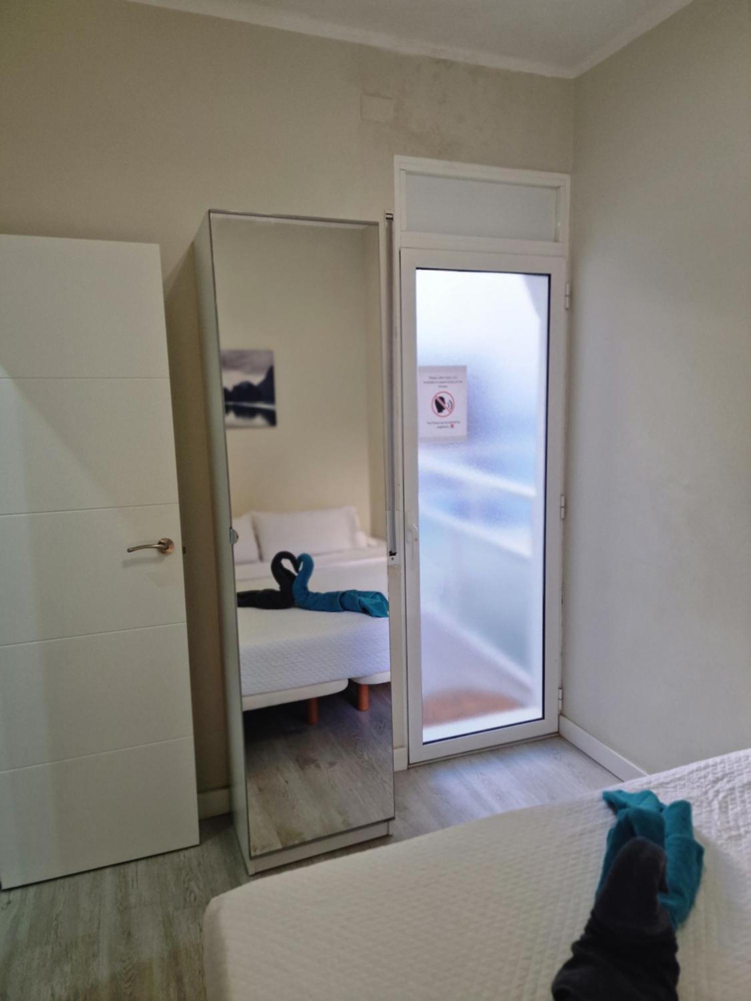 Barcelona 2 Habitaciones Оспиталет де Лобрегат Екстериор снимка