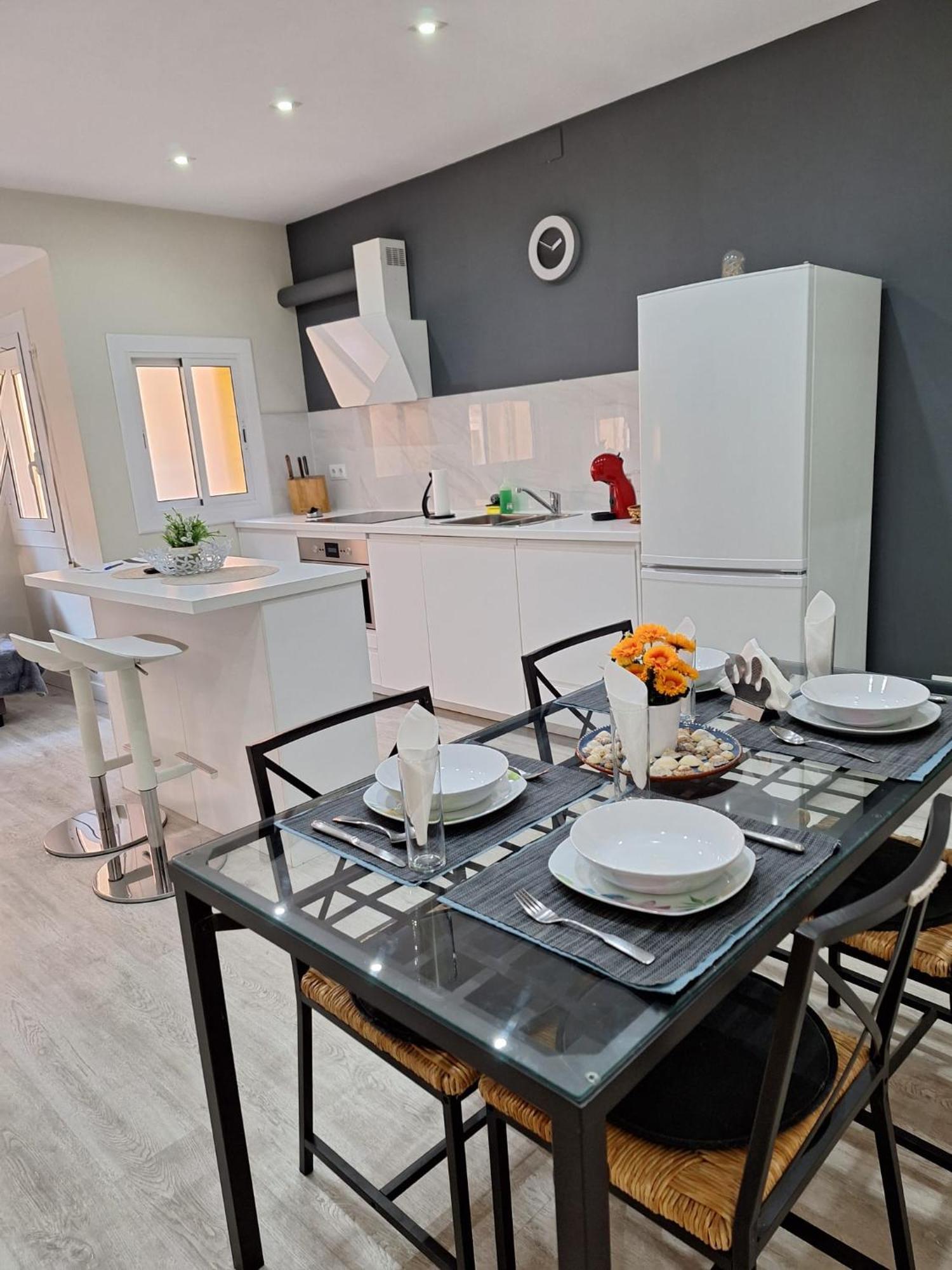 Barcelona 2 Habitaciones Оспиталет де Лобрегат Екстериор снимка